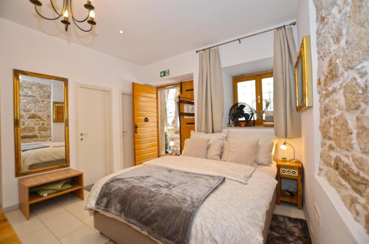 Apartment Michaela 4-Sterne & Parking Rovinj Exterior foto
